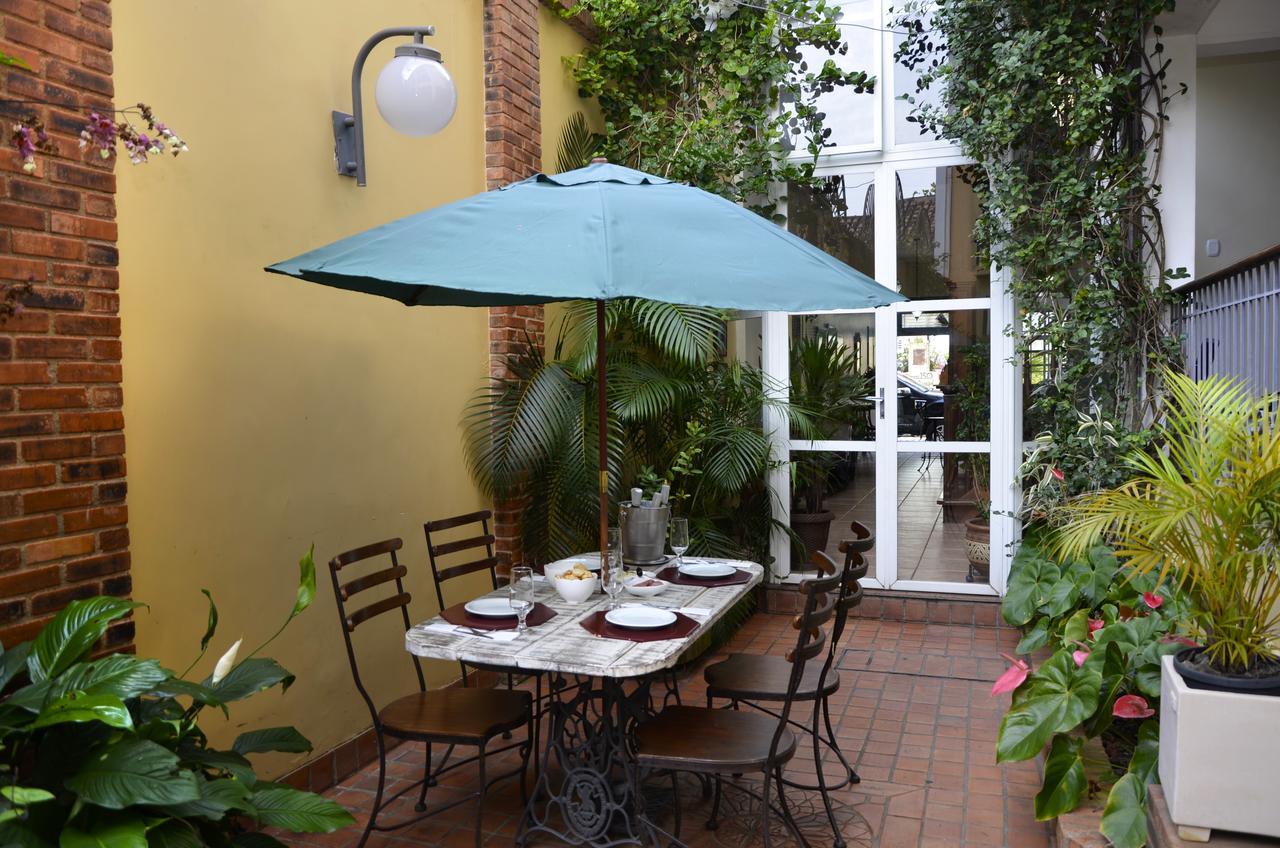 Casa Do Manequinho Hotel E Restaurante Piraí Exterior foto